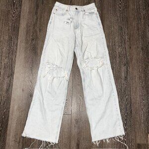 Garage Women's Size 03/26 Blue Wide Leg Distressed Light Wash 100% Cotton Jeans